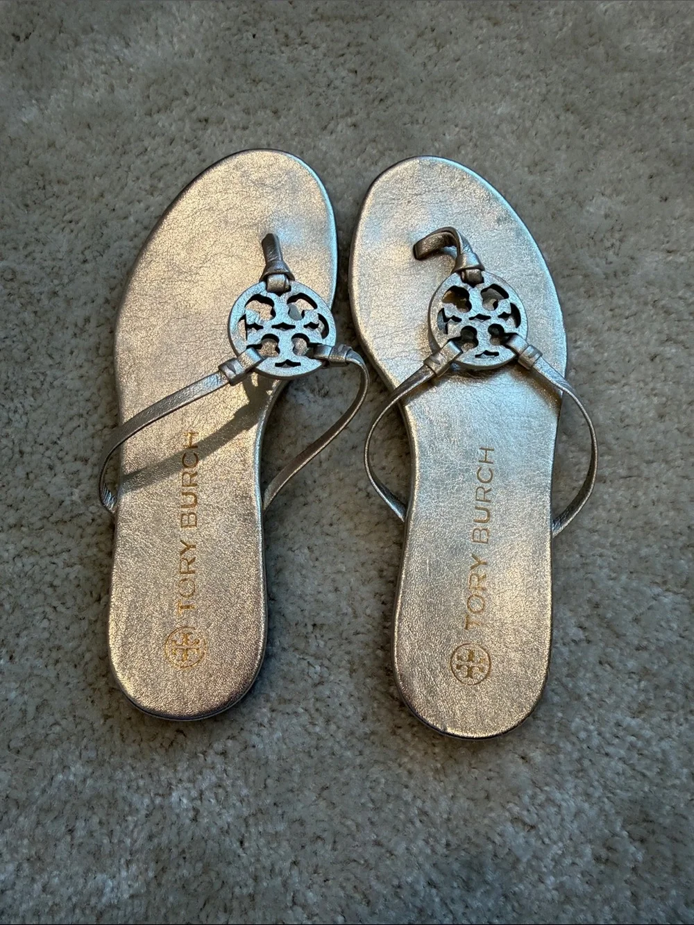 Tory Burch Women’s Mini Miller Thong Sandals Light Gold size 8